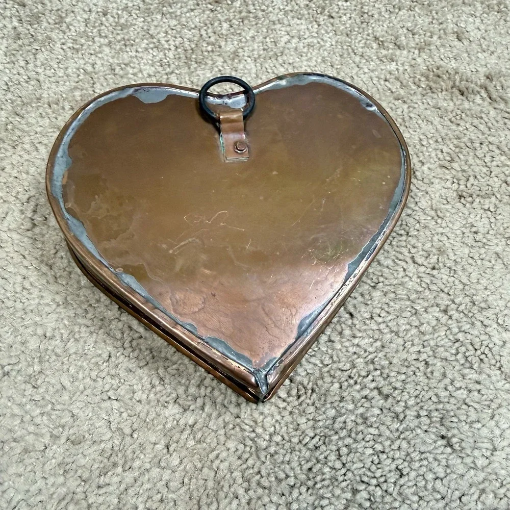 Vtg Copper Heart Shaped Mold/Cake Pan Wall Hanging Kitchen Decor Farmhouse 5